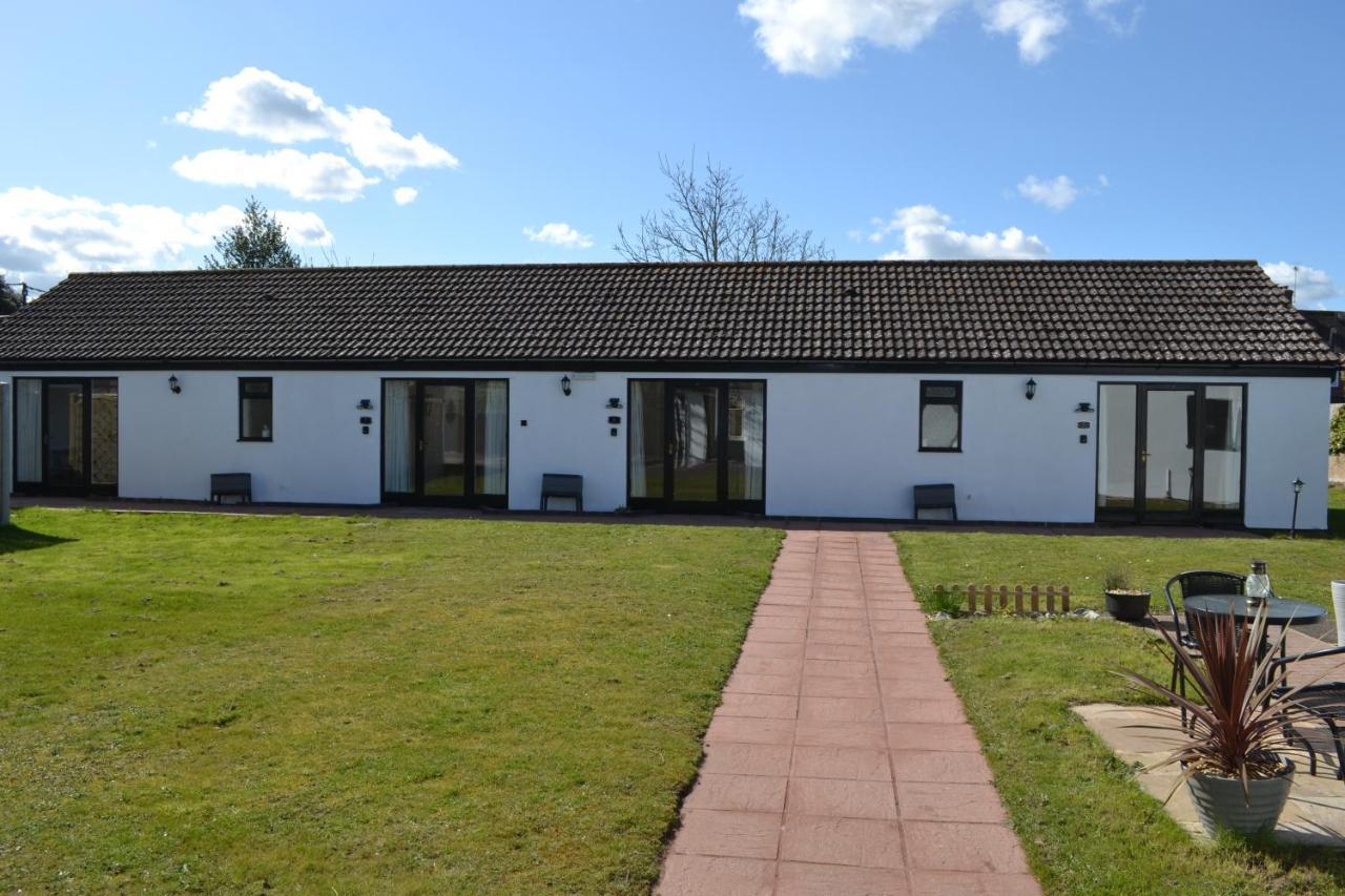 Number 4 - Lytton Tree Lodge, Reydon, Southwold Екстериор снимка