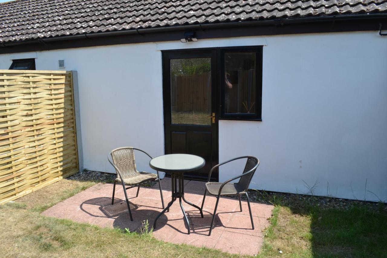 Number 4 - Lytton Tree Lodge, Reydon, Southwold Екстериор снимка